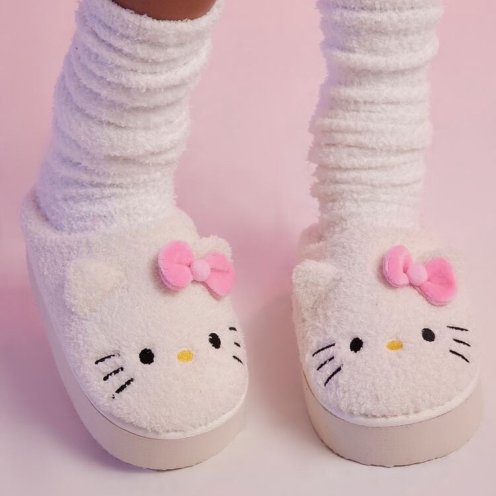 Brand new hello kitty slippers medium